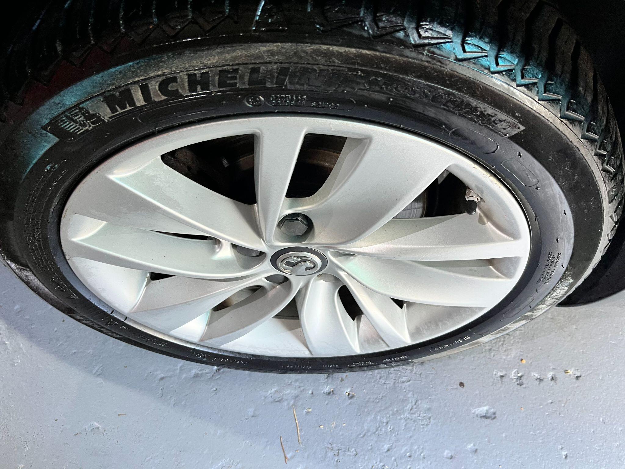 Vauxhall Insignia view 38