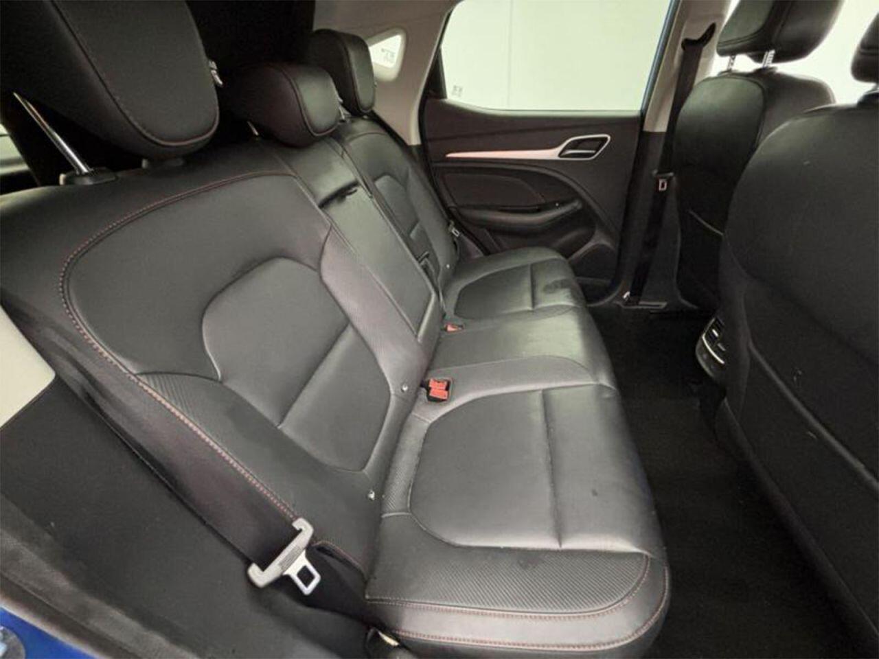 MG ZS view 5