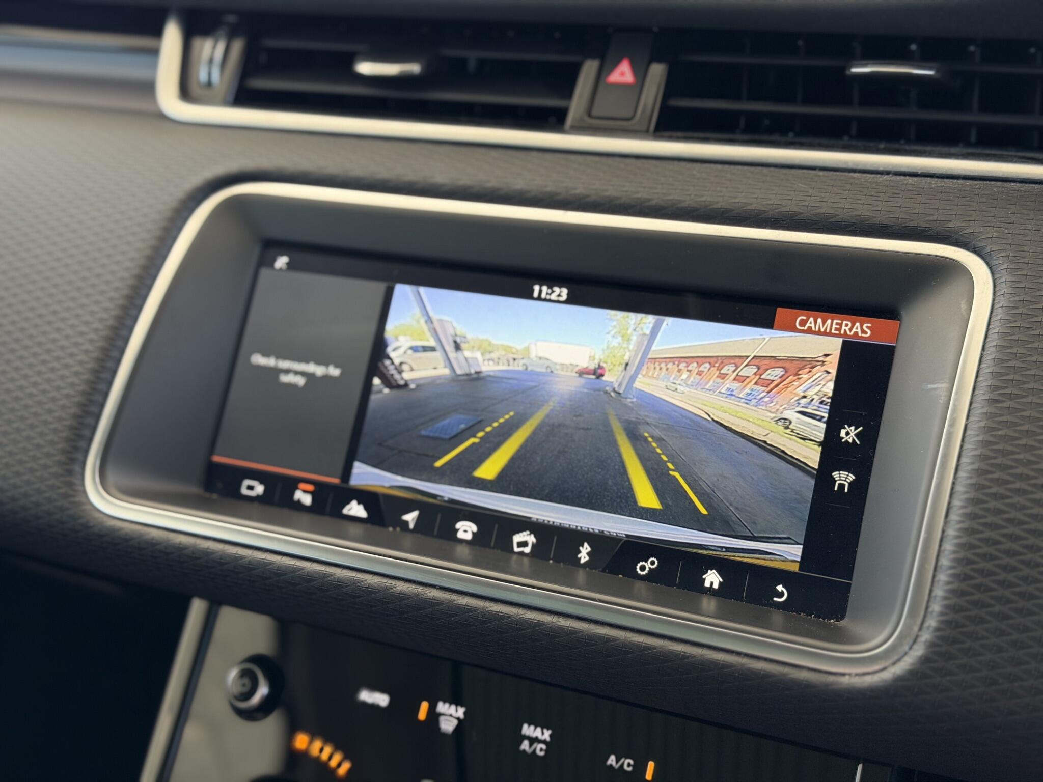 Land Rover Range Rover Evoque view 33