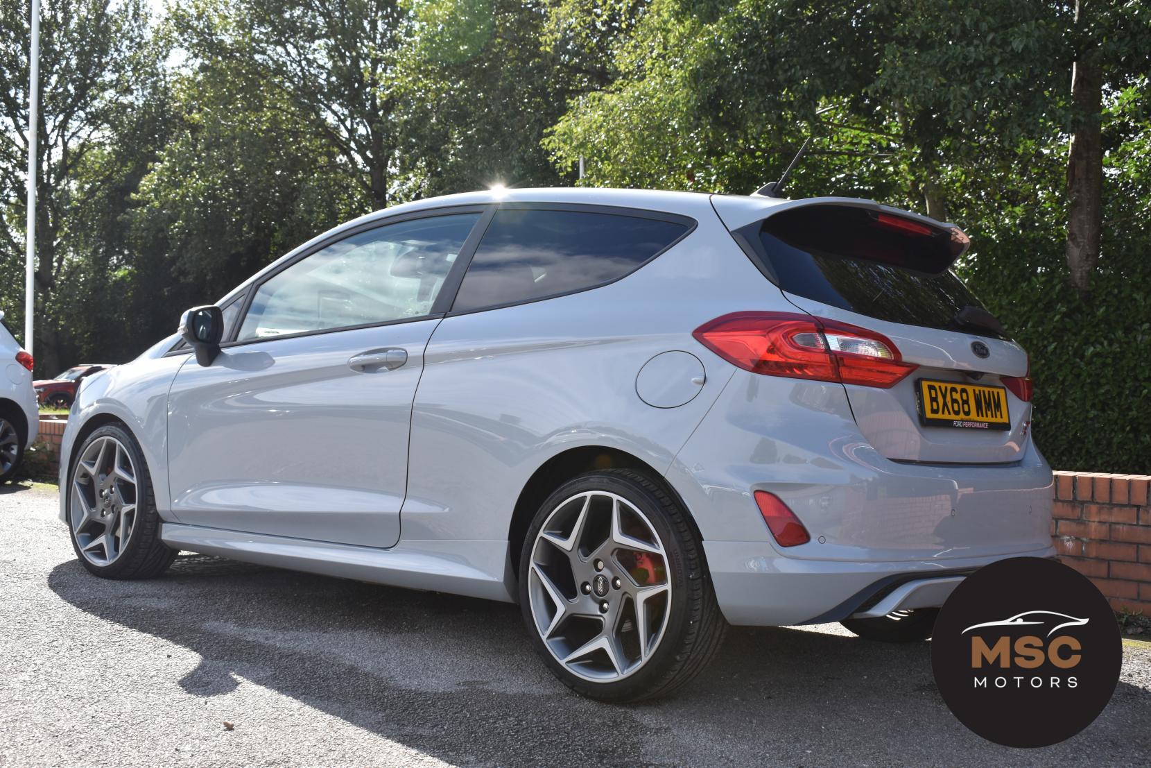 Ford Fiesta view 12