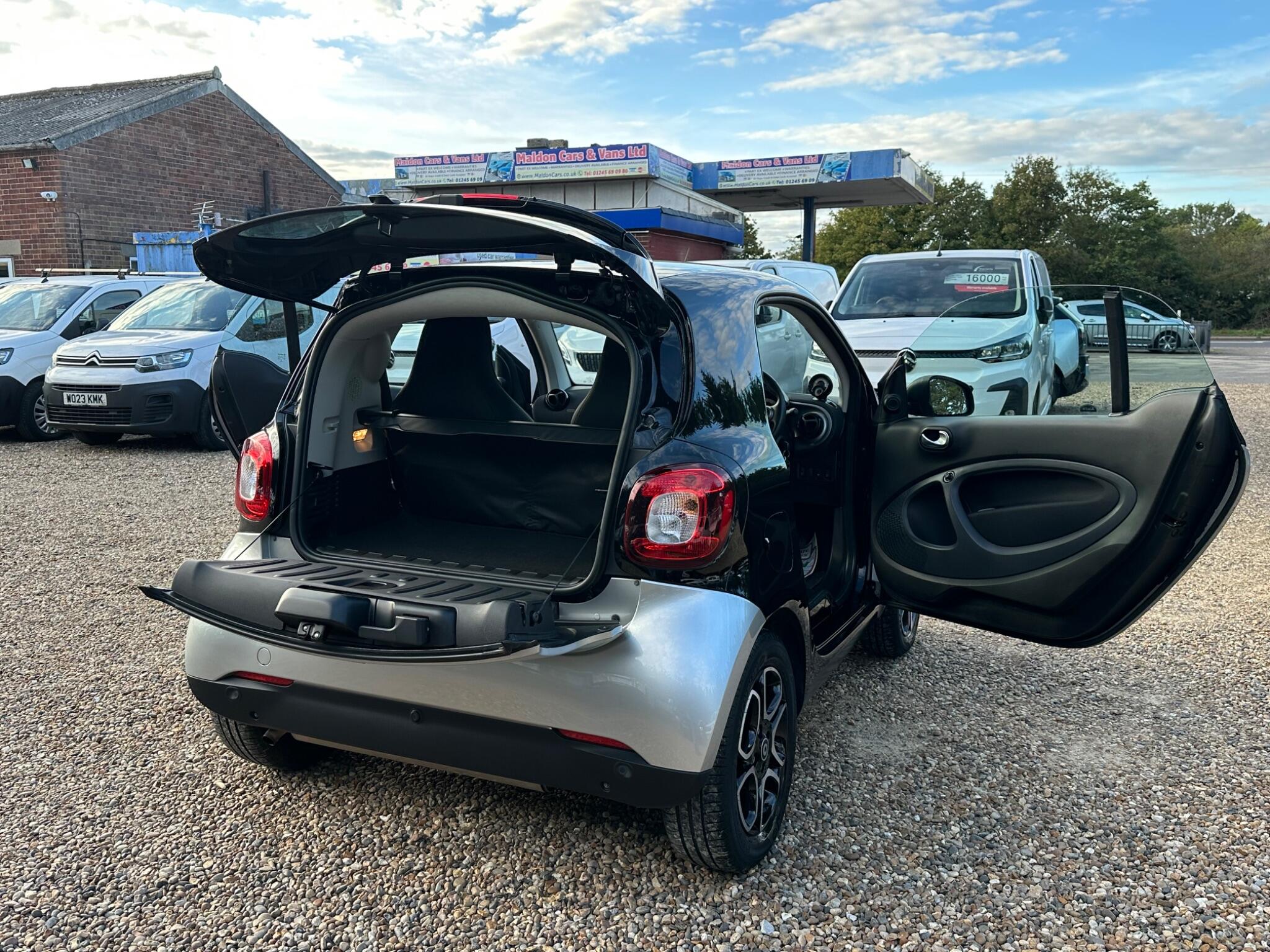 Smart Fortwo view 21