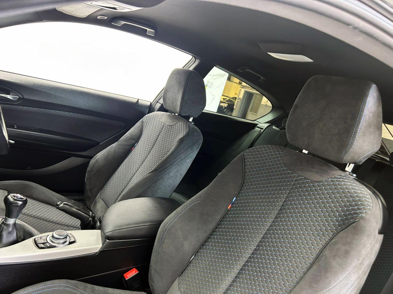 BMW 1 Series view 14
