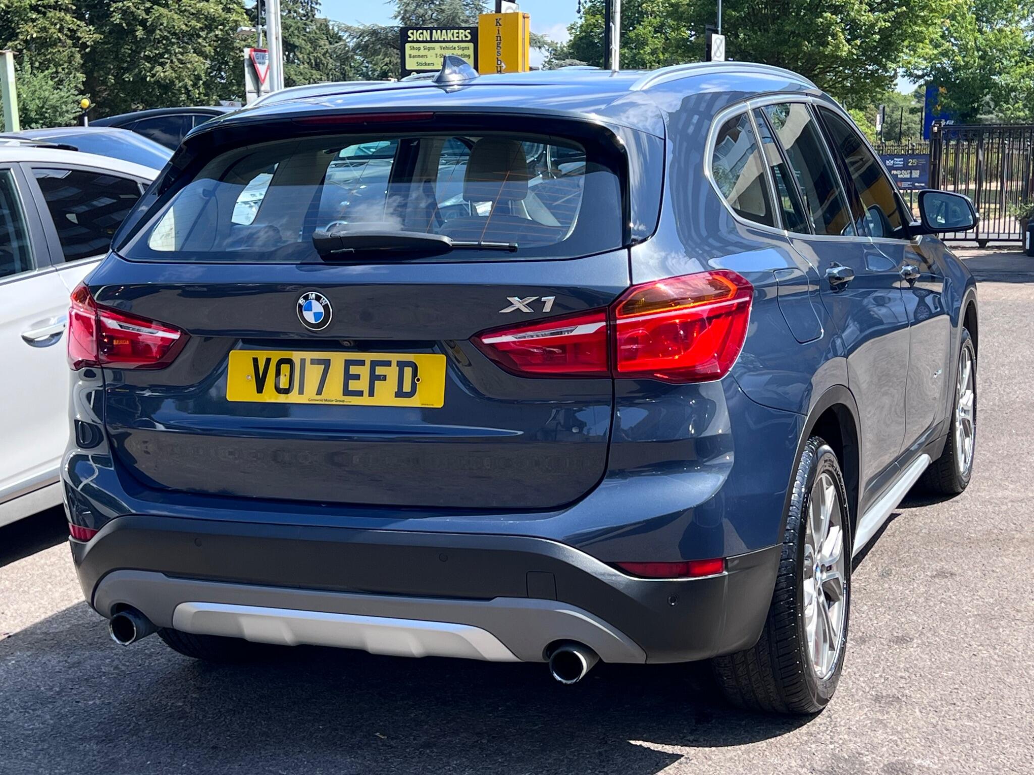 BMW X1 view 9