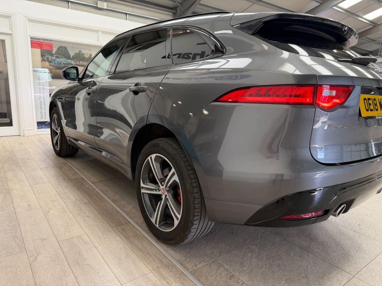 Jaguar F-Pace view 15