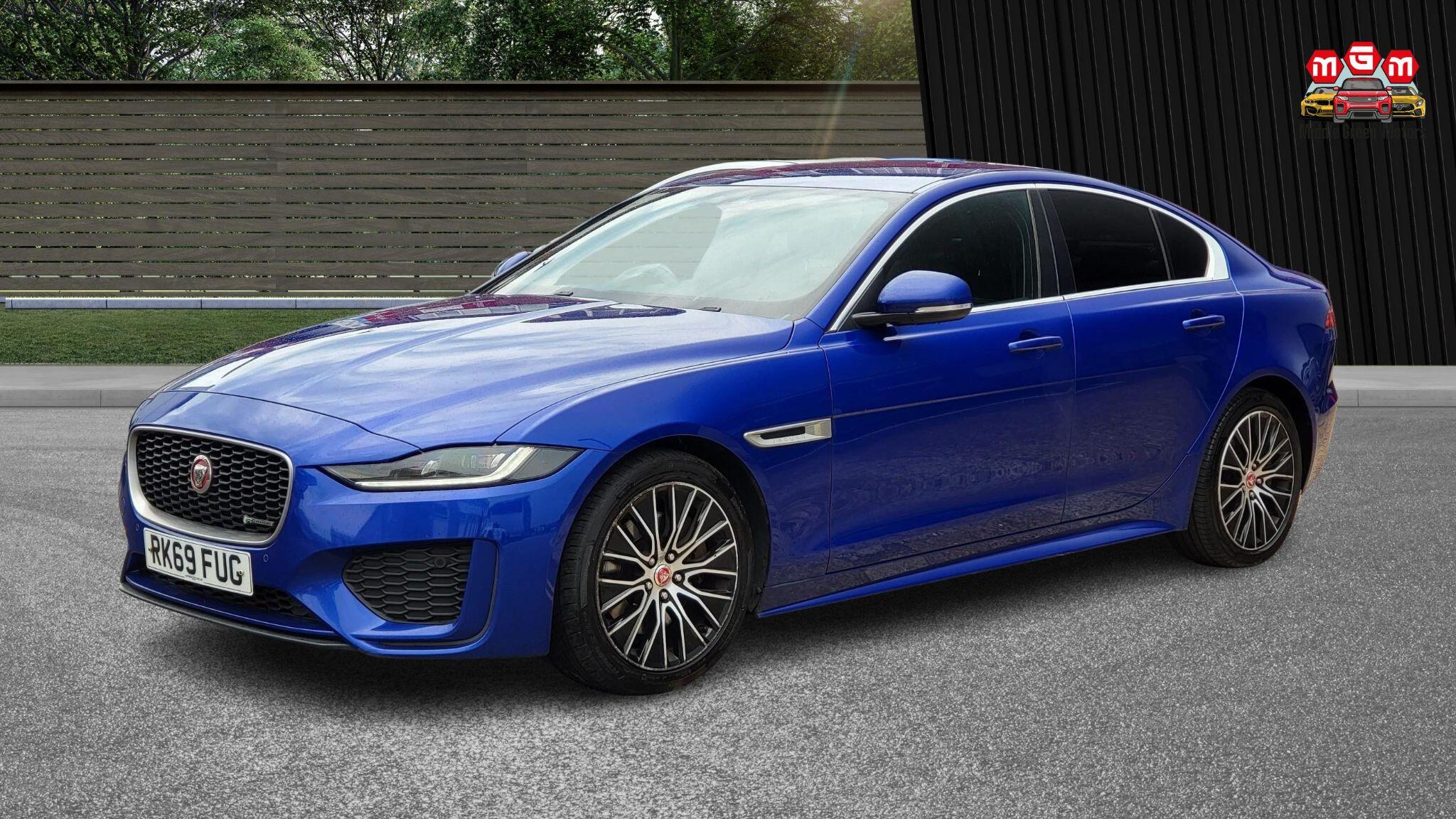 Jaguar Xe view 3