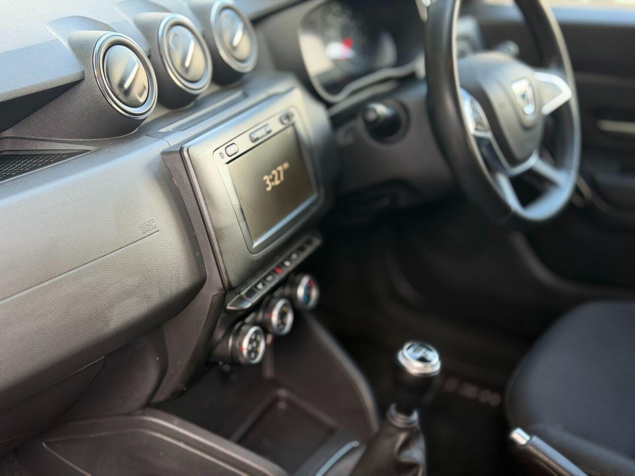 Dacia Duster view 99