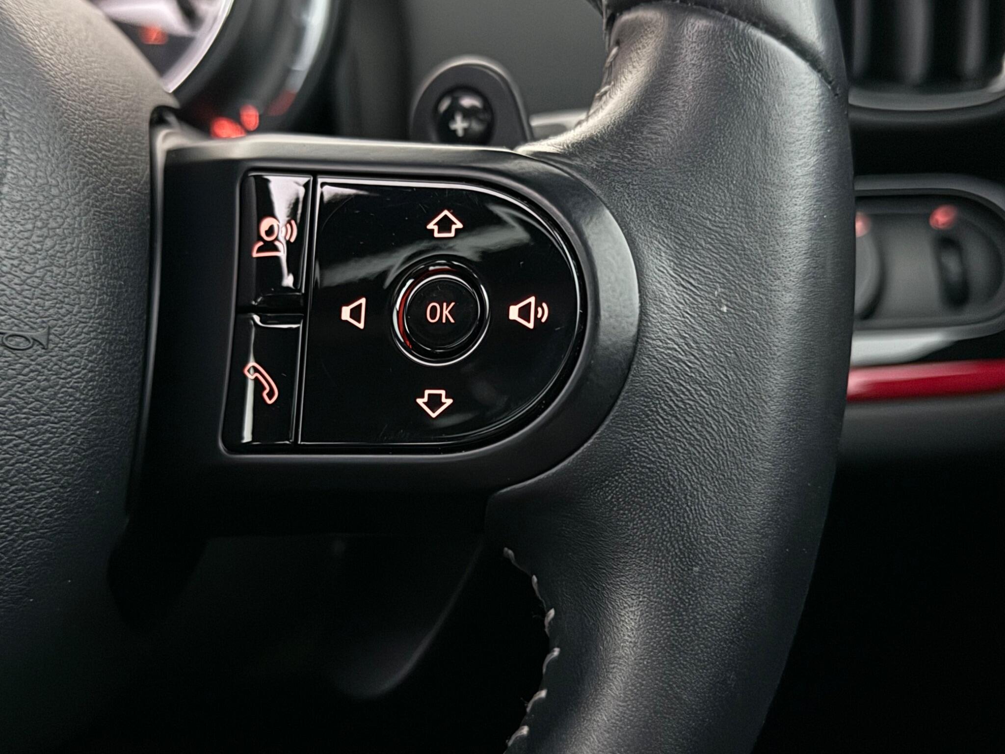 Mini Countryman view 15