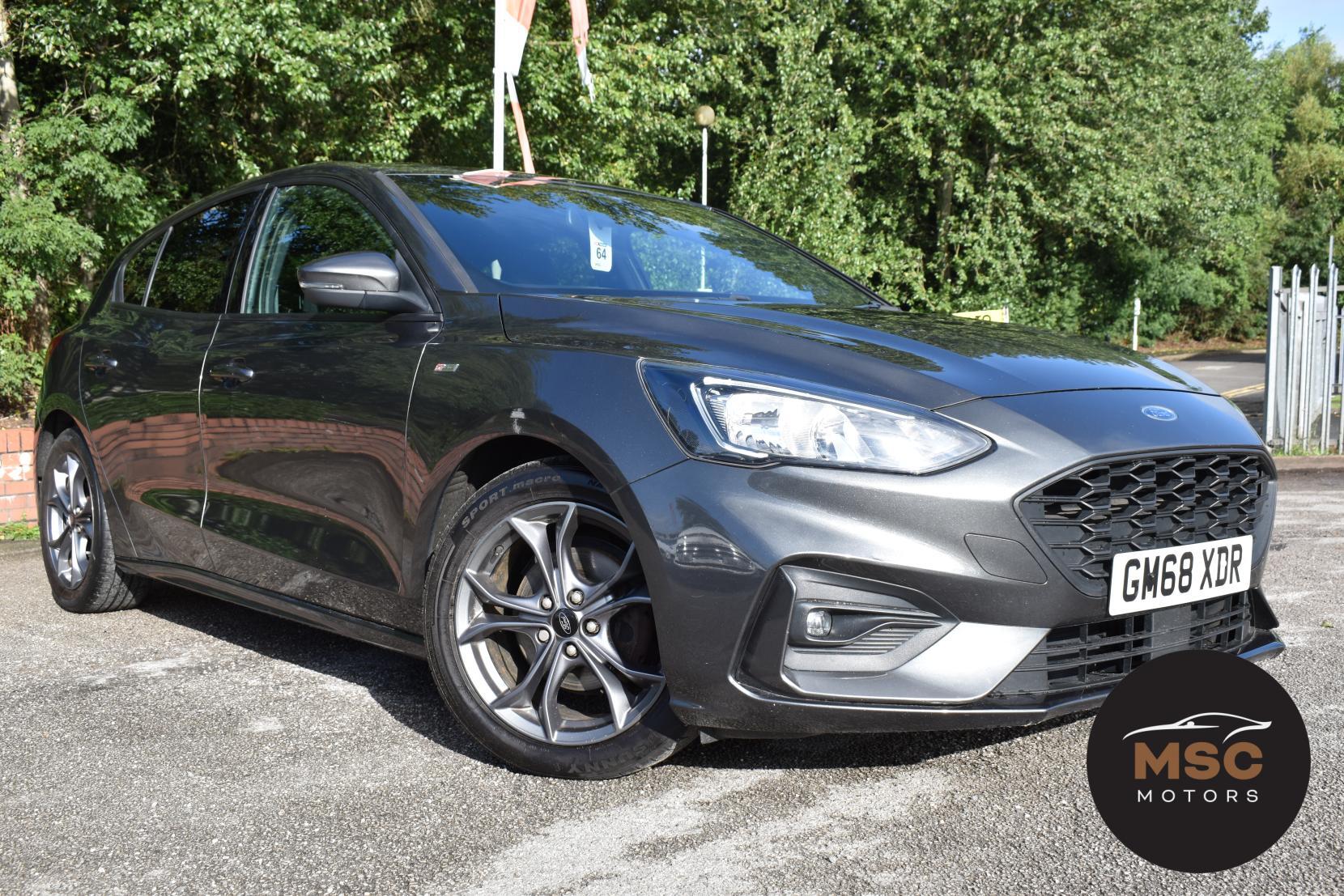 Ford Focus view 2