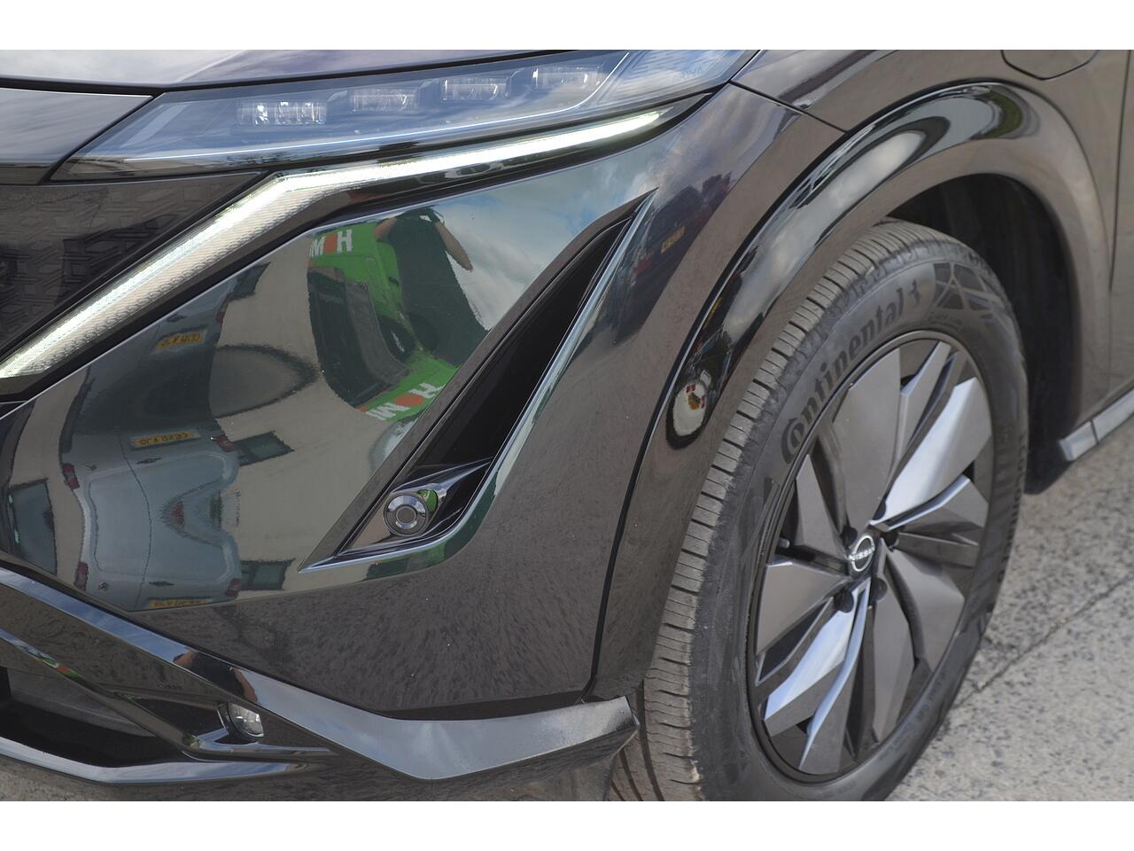 Nissan Ariya view 30