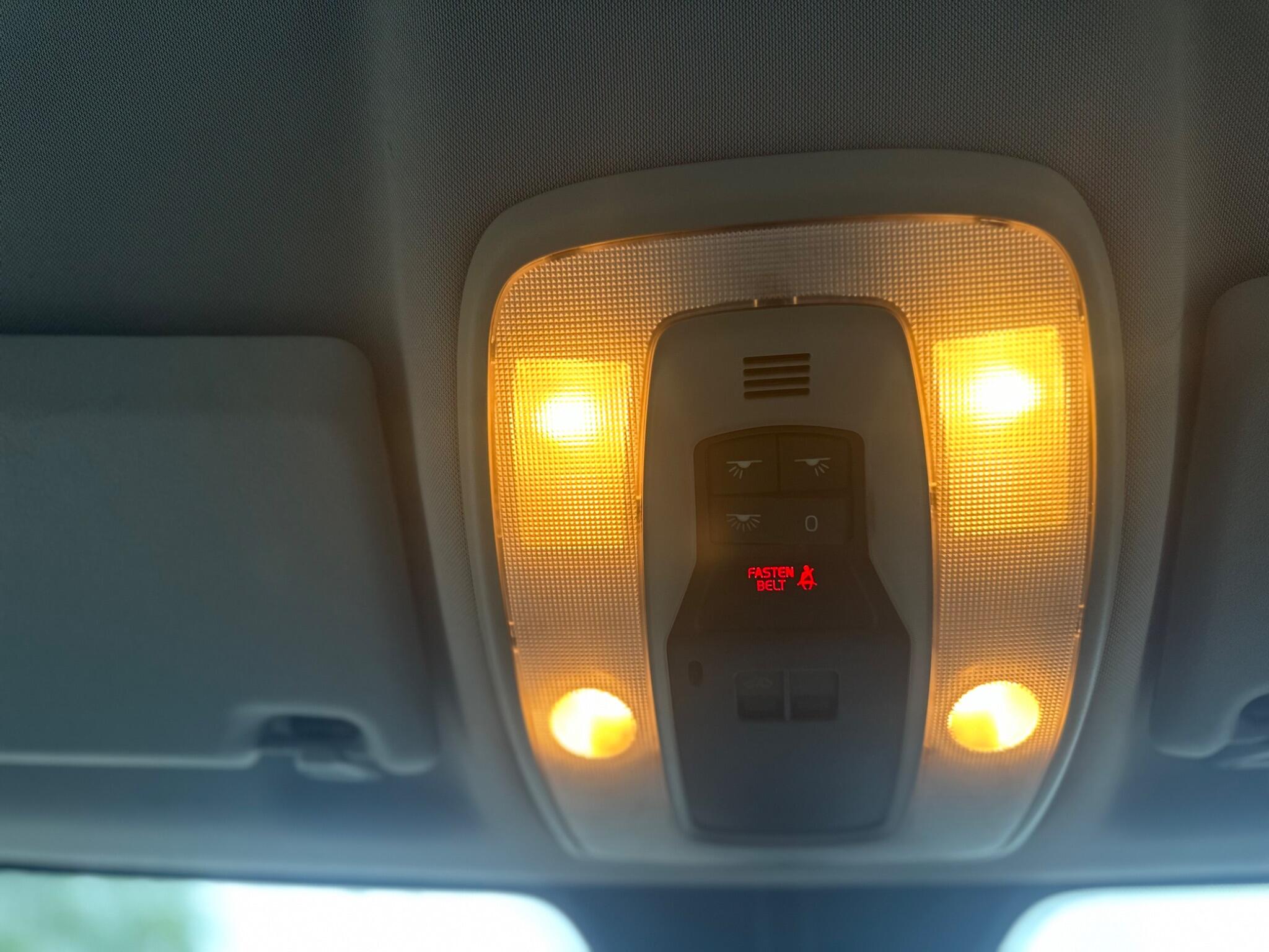 Volvo V50 view 56