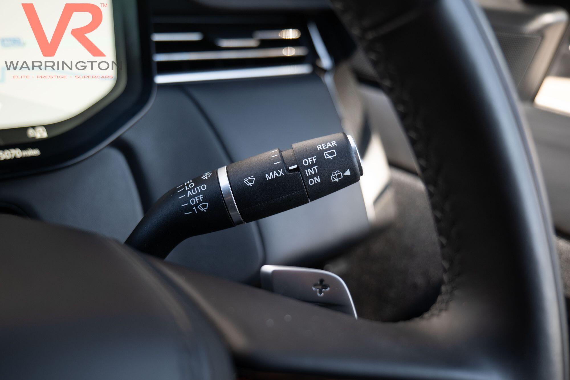 Land Rover Range Rover Sport view 13