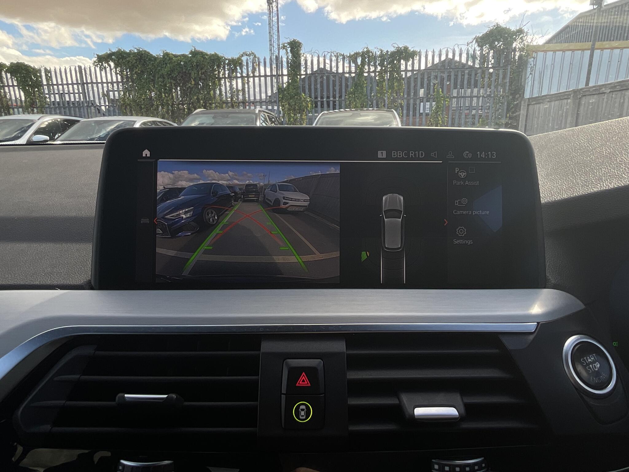 BMW X3 view 24