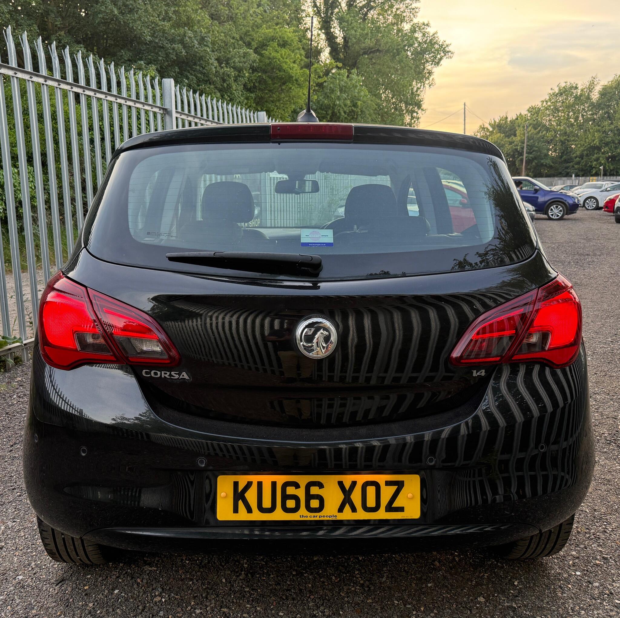 2016 Vauxhall Corsa image 12