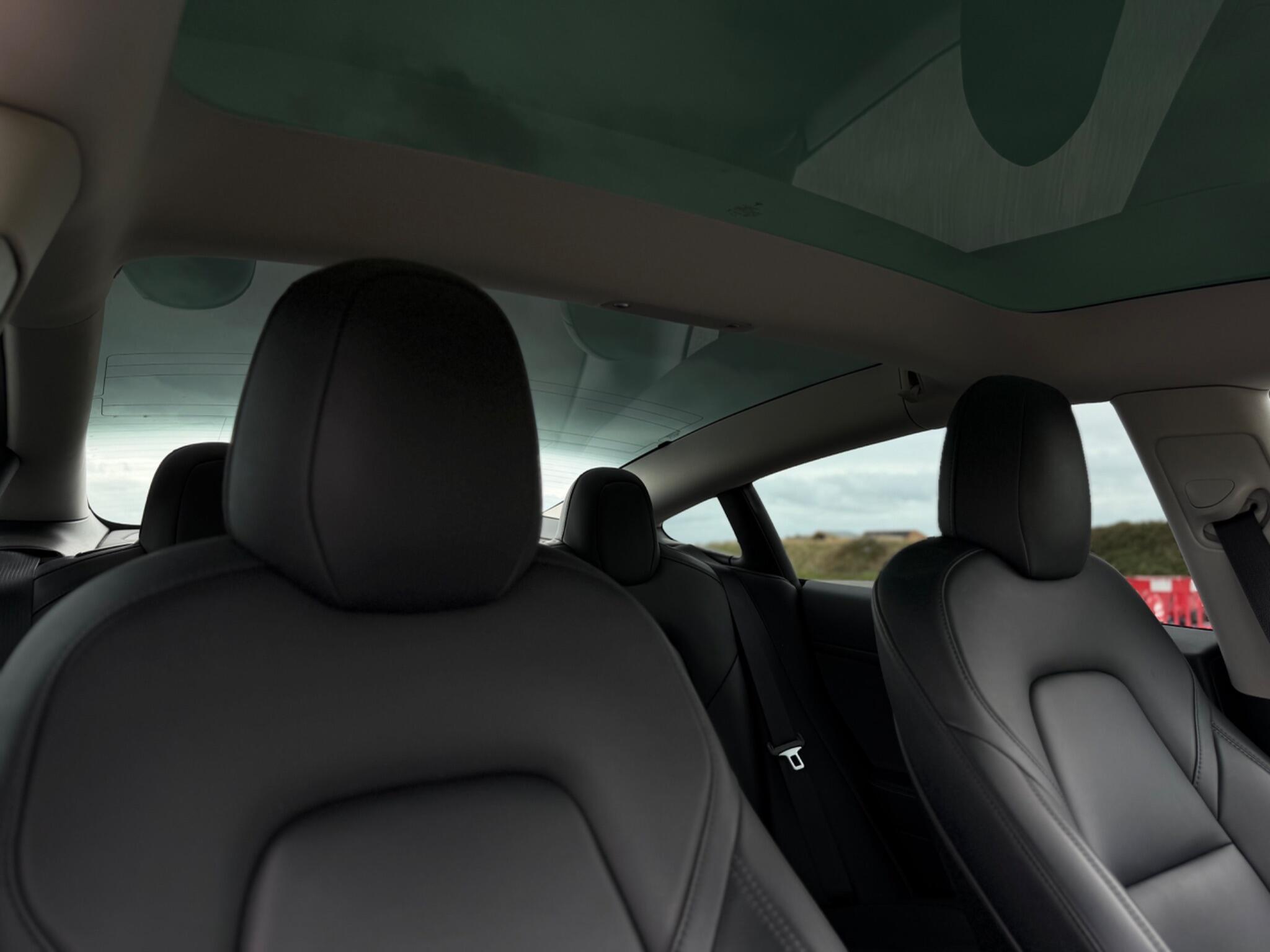 Tesla Model 3 view 70