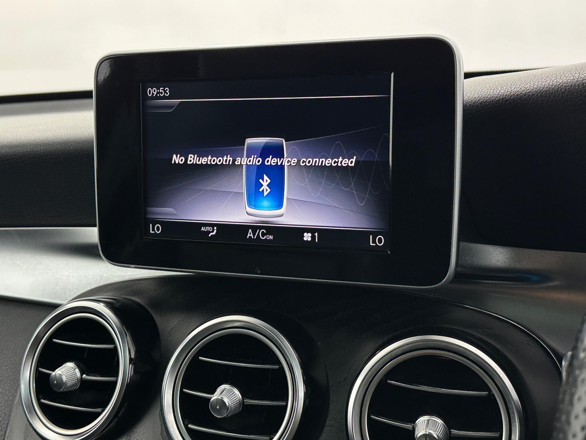 Mercedes-Benz GLC view 26