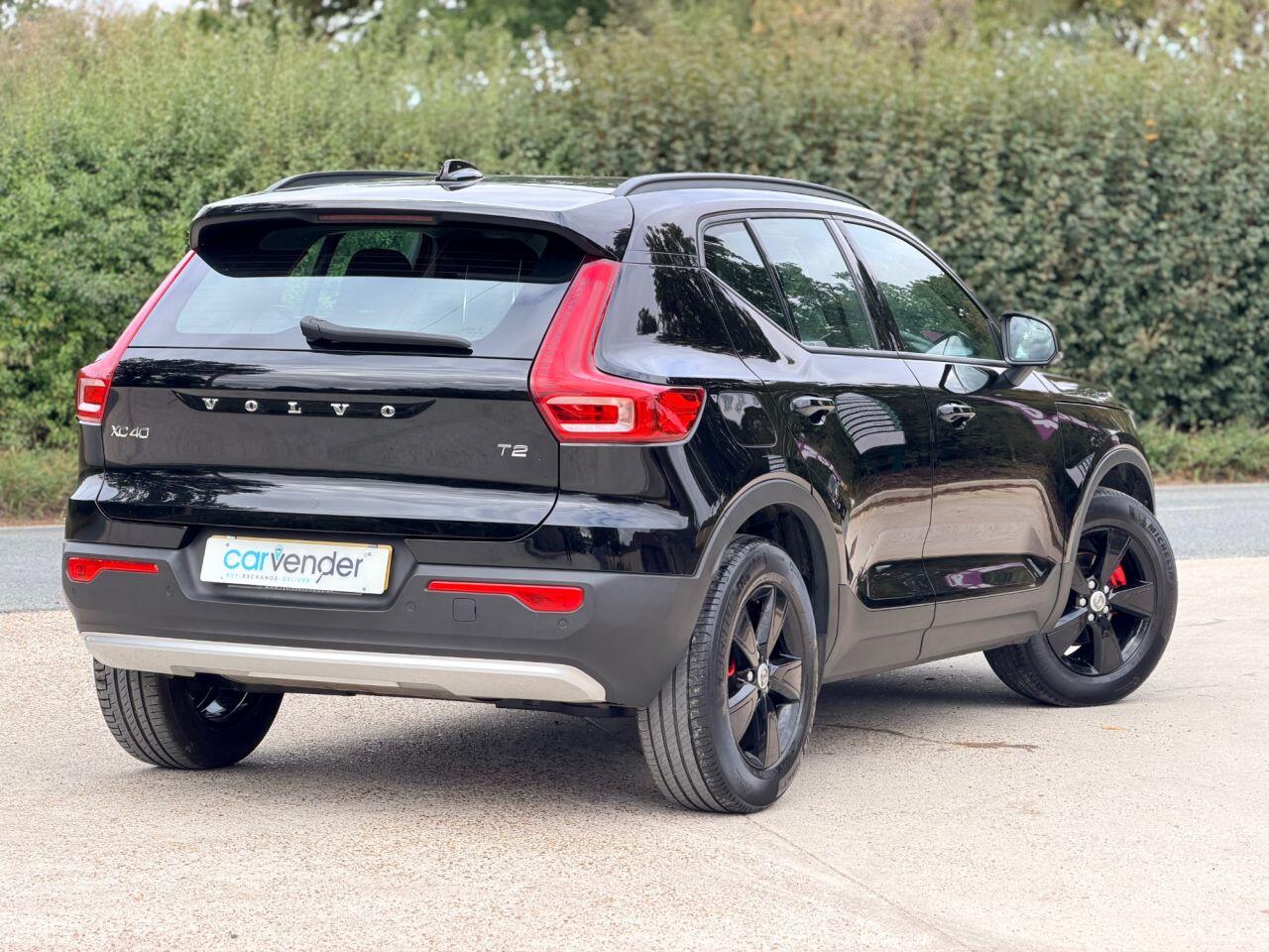 Volvo XC40 view 5
