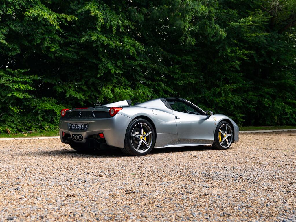Ferrari 458 view 6