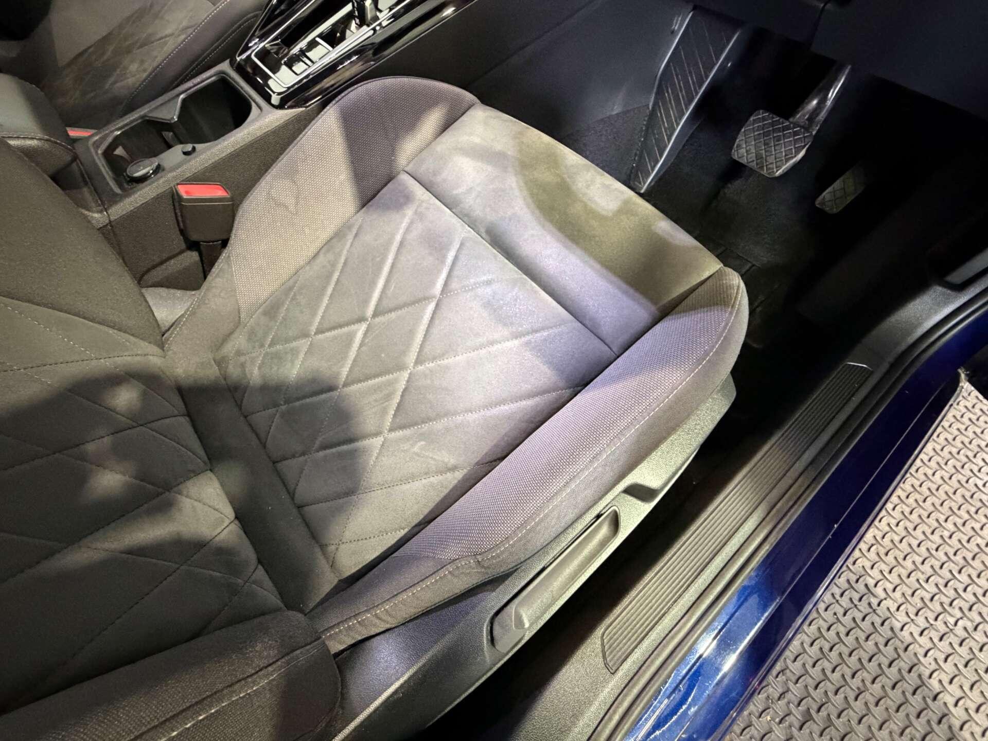 Volkswagen Golf view 15