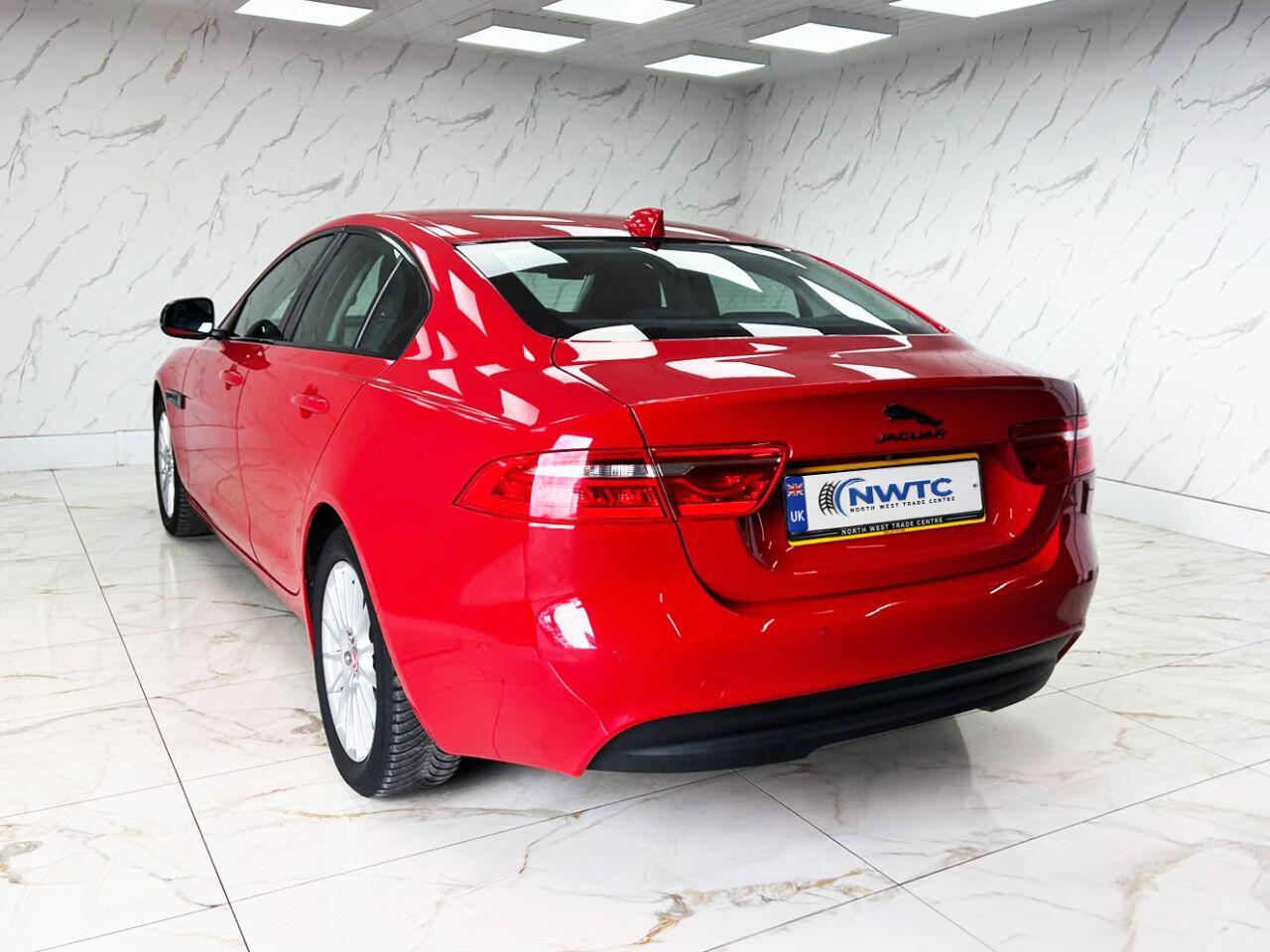 Jaguar Xe view 8