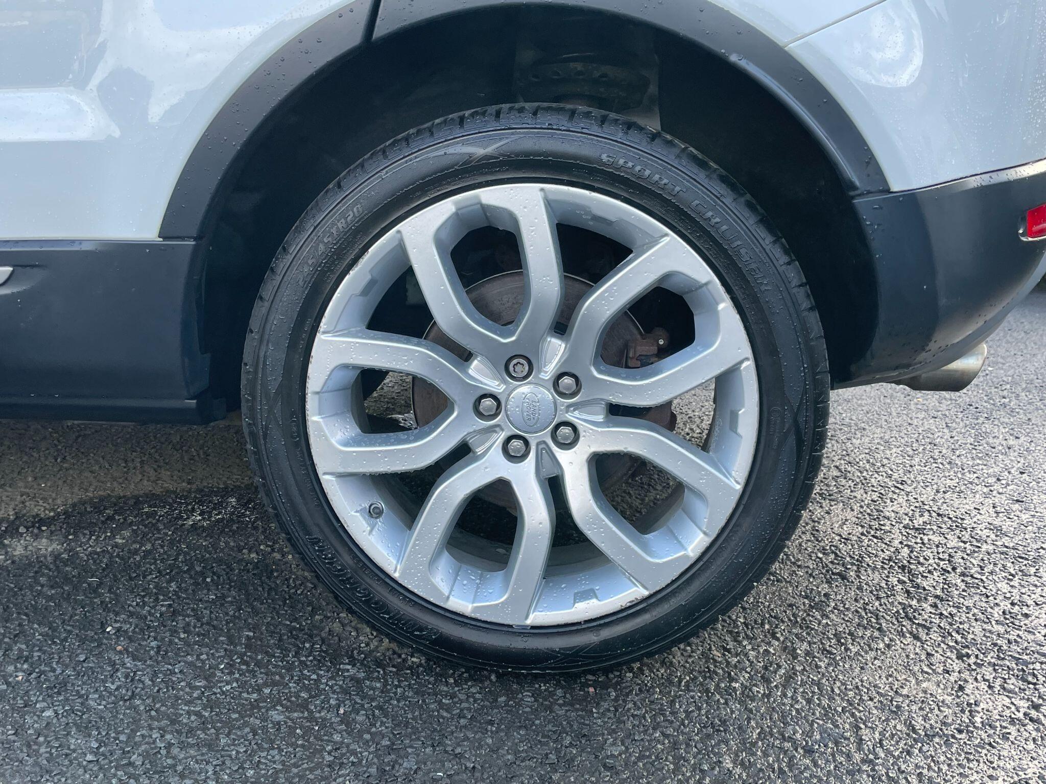 Land Rover Range Rover Evoque view 10