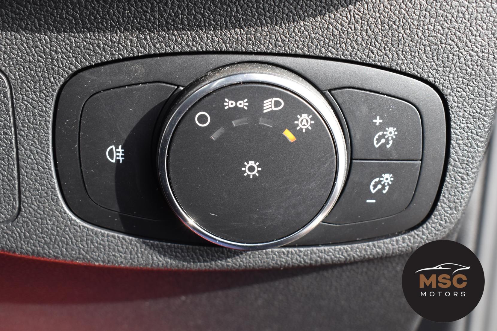 Ford Focus view 37