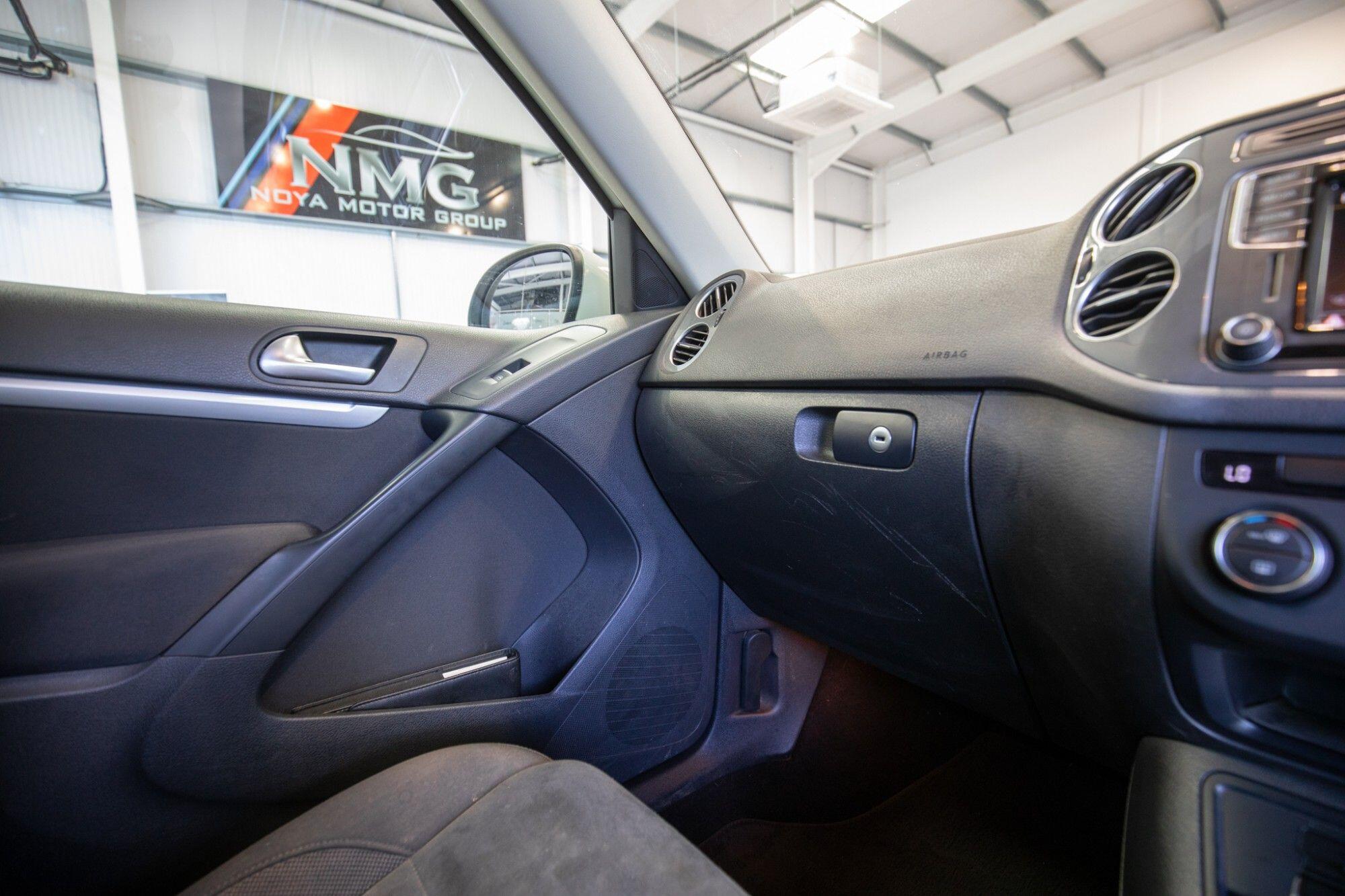 Volkswagen Tiguan view 27
