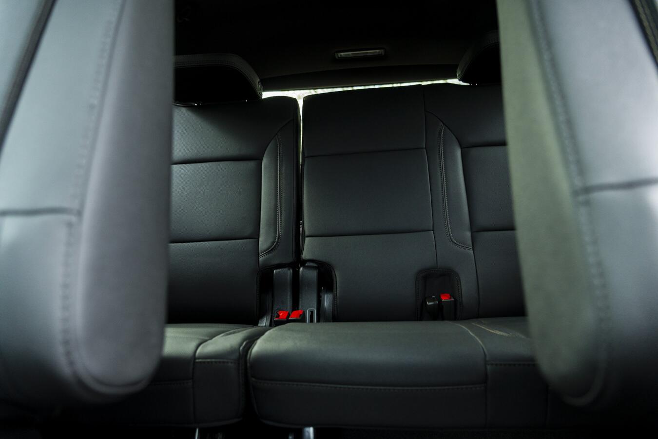 Chevrolet Suburban view 58