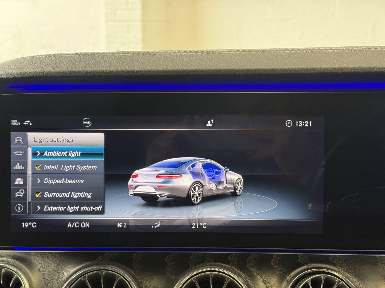 Mercedes-Benz E Class view 54