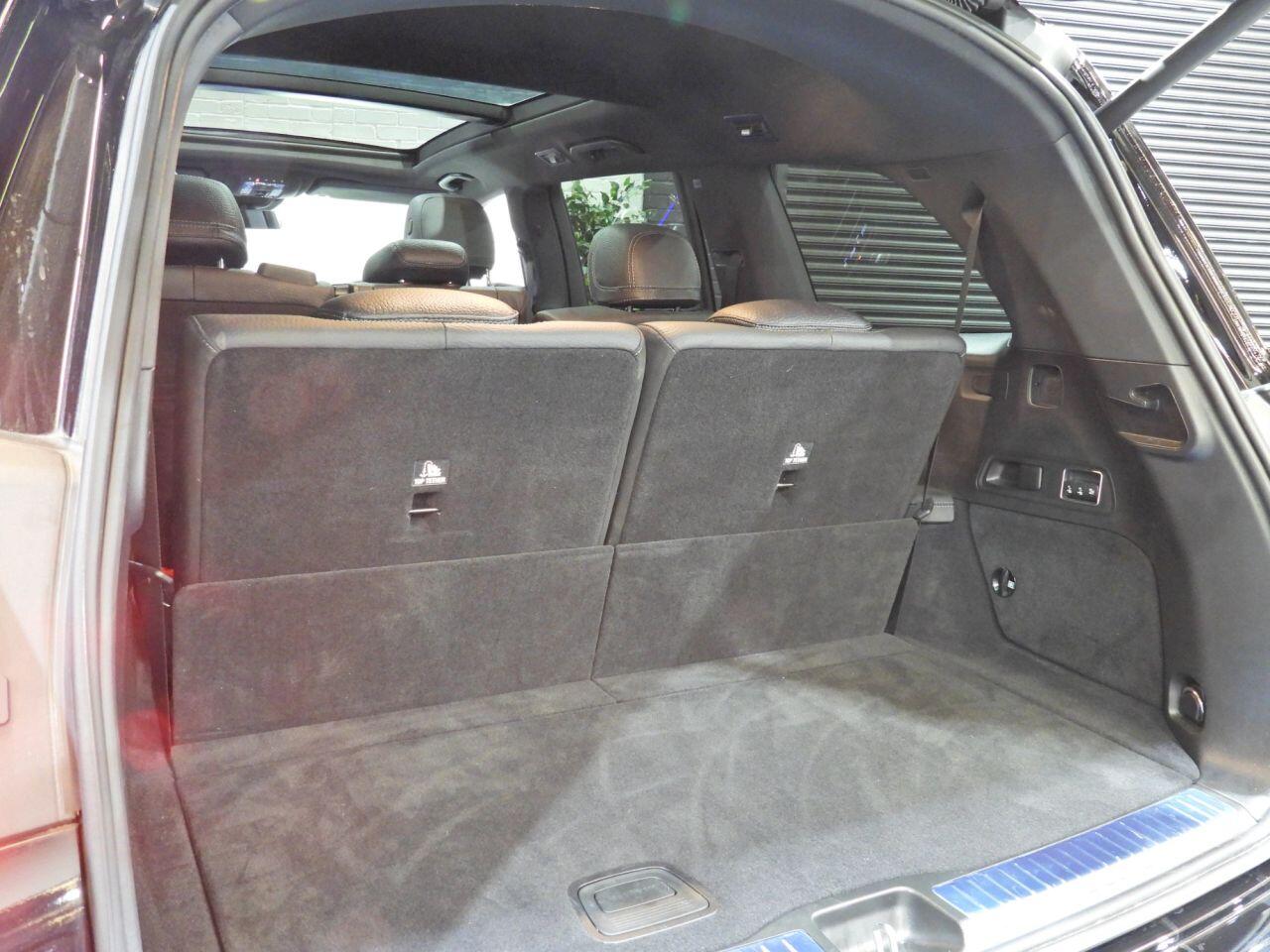 Mercedes-Benz GLS view 52