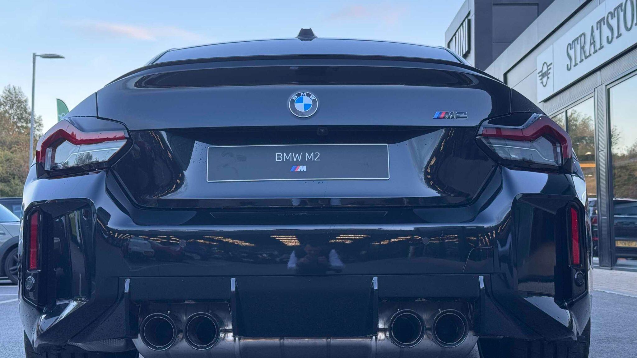 BMW M2 view 40