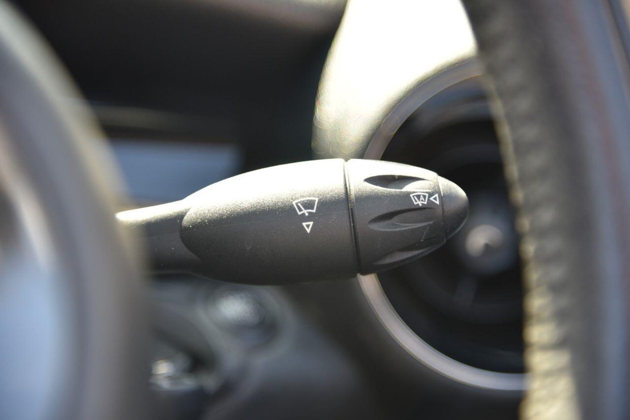 Mini Cooper view 27