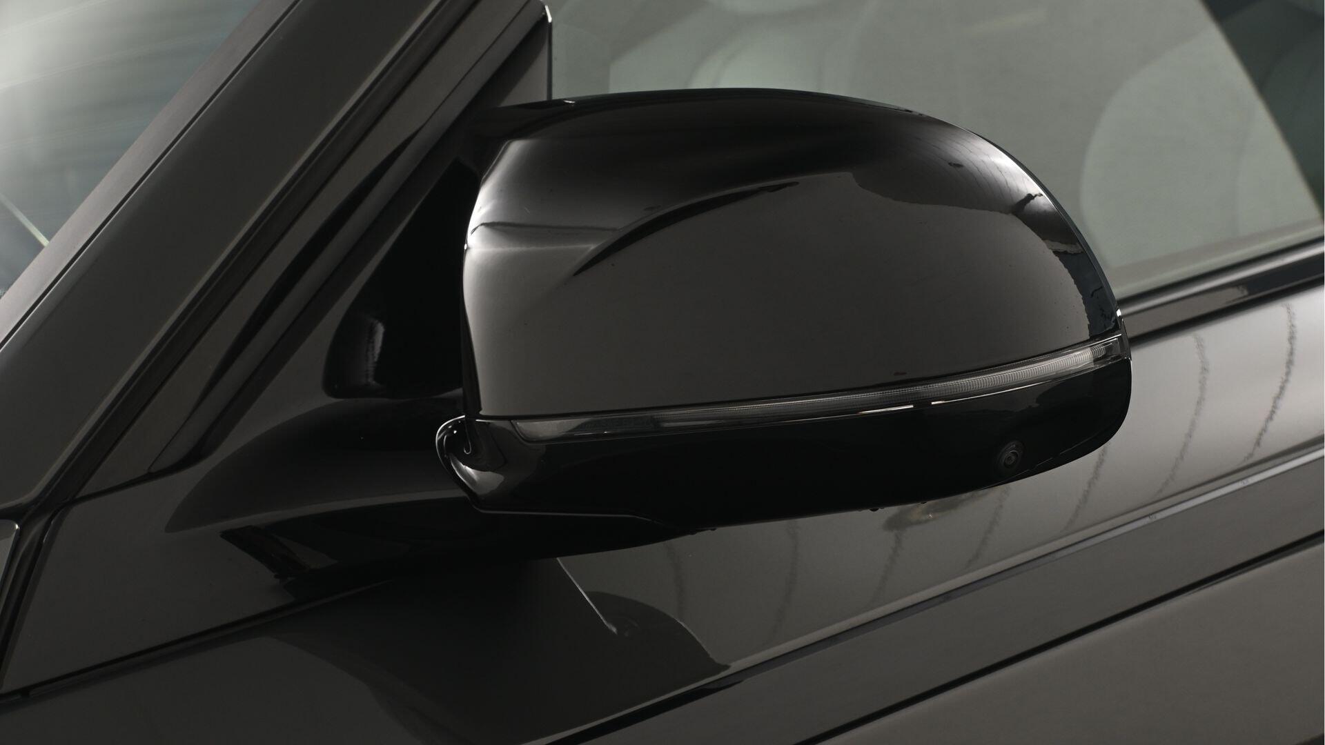 BMW XM view 35
