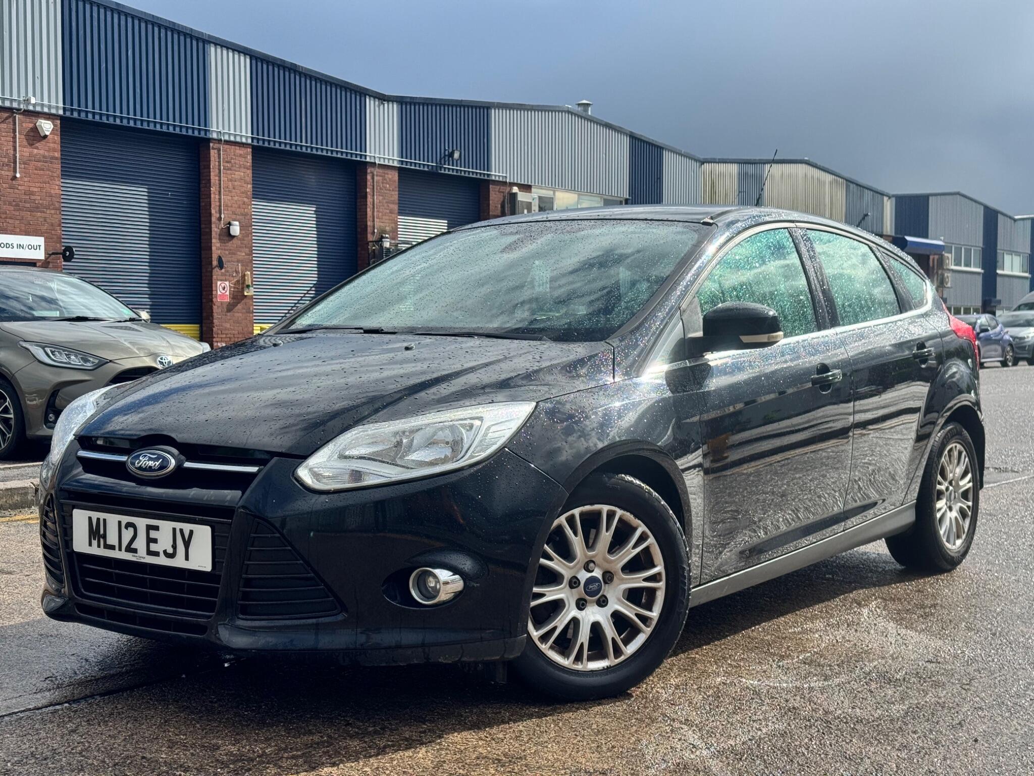 Ford Focus view 7