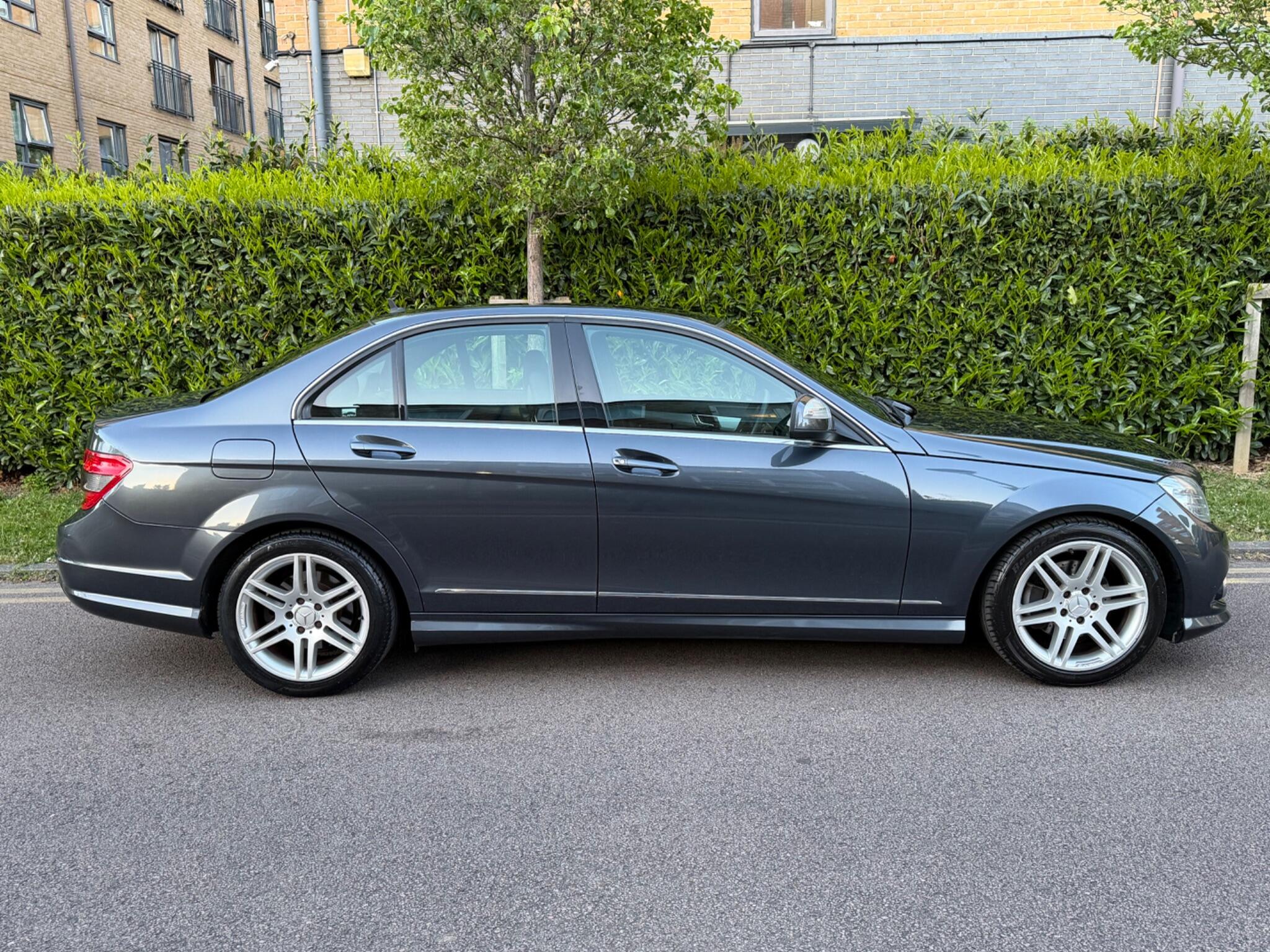 Mercedes-Benz C-Class view 10