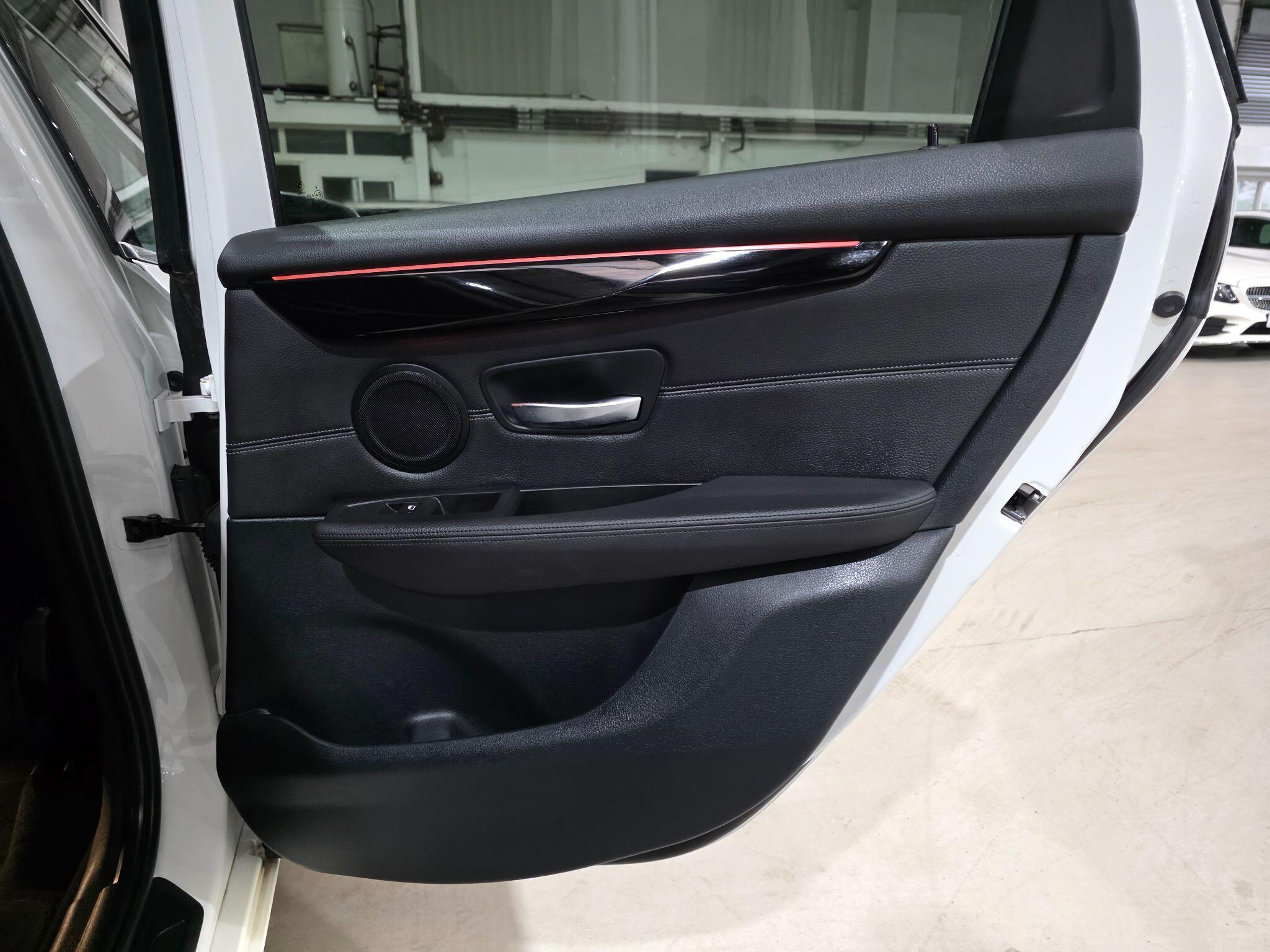 BMW 2 Series Active Tourer view 24