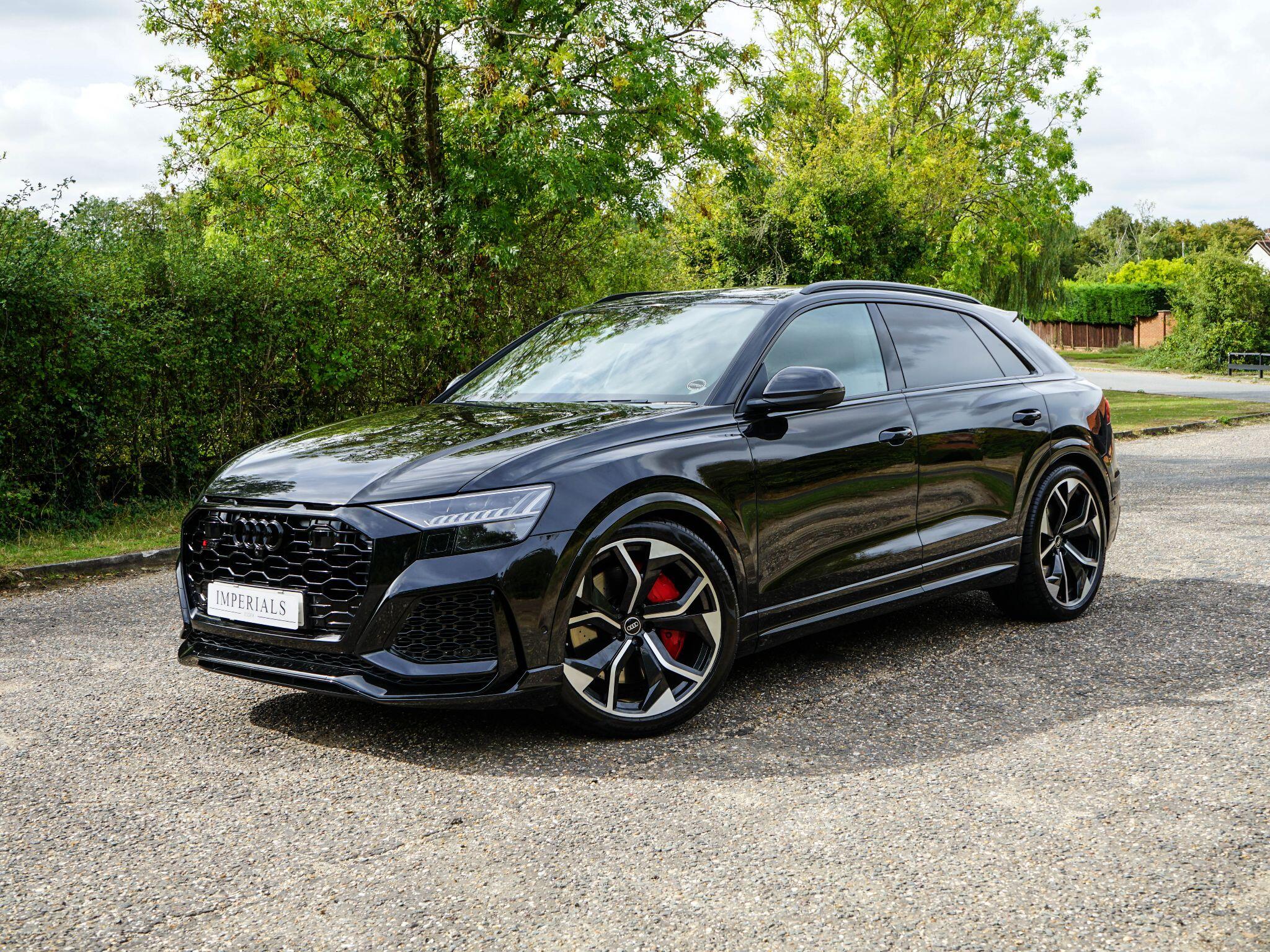 Audi RSQ8 main image