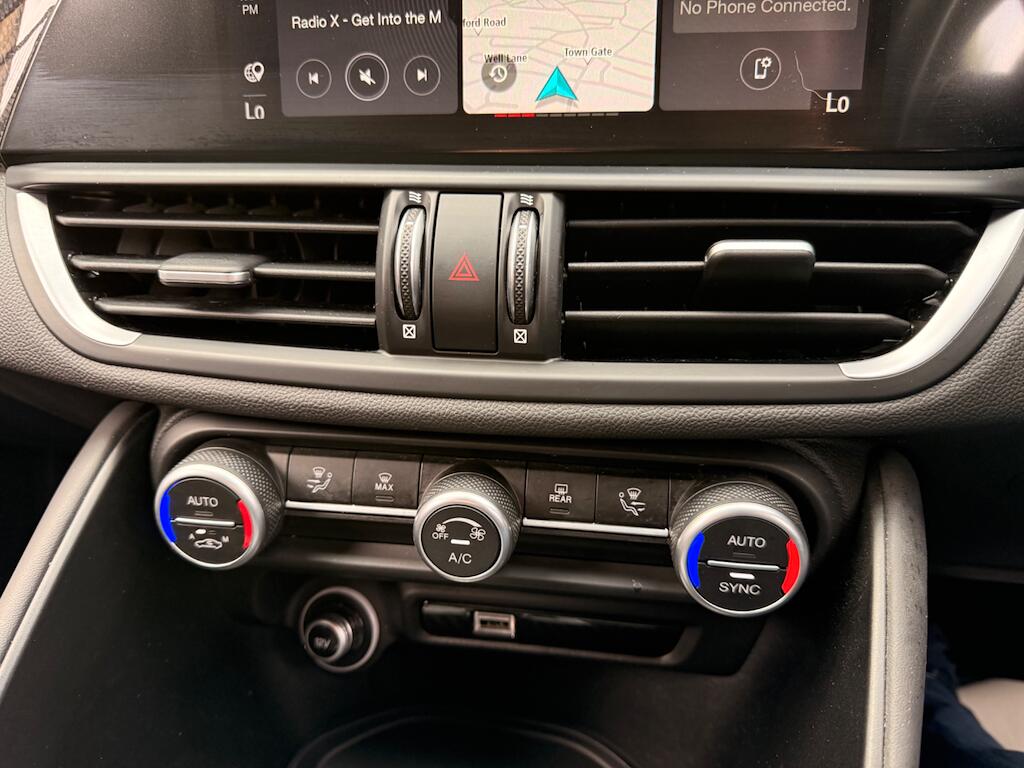 Alfa Romeo Giulia view 48