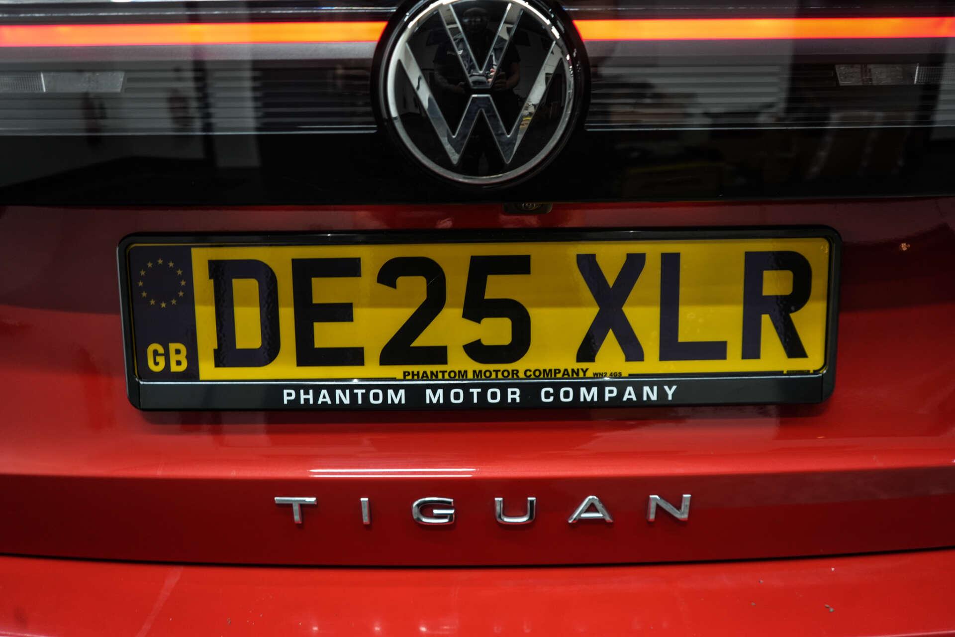 Volkswagen Tiguan view 45