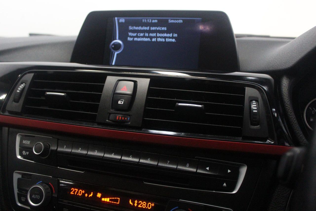 BMW 3 Series view 45