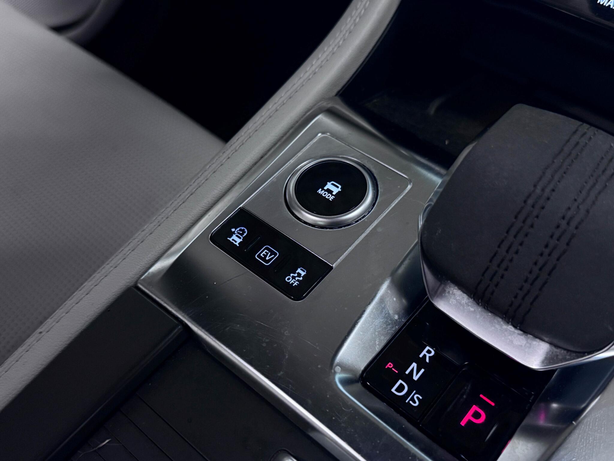 Jaguar F-Pace view 42