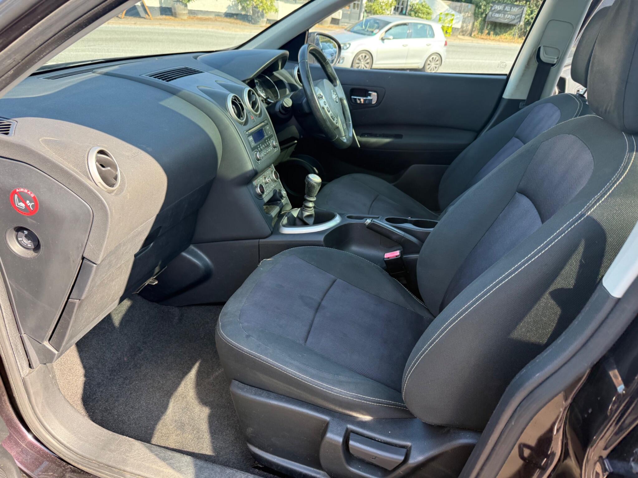Nissan Qashqai+2 view 34