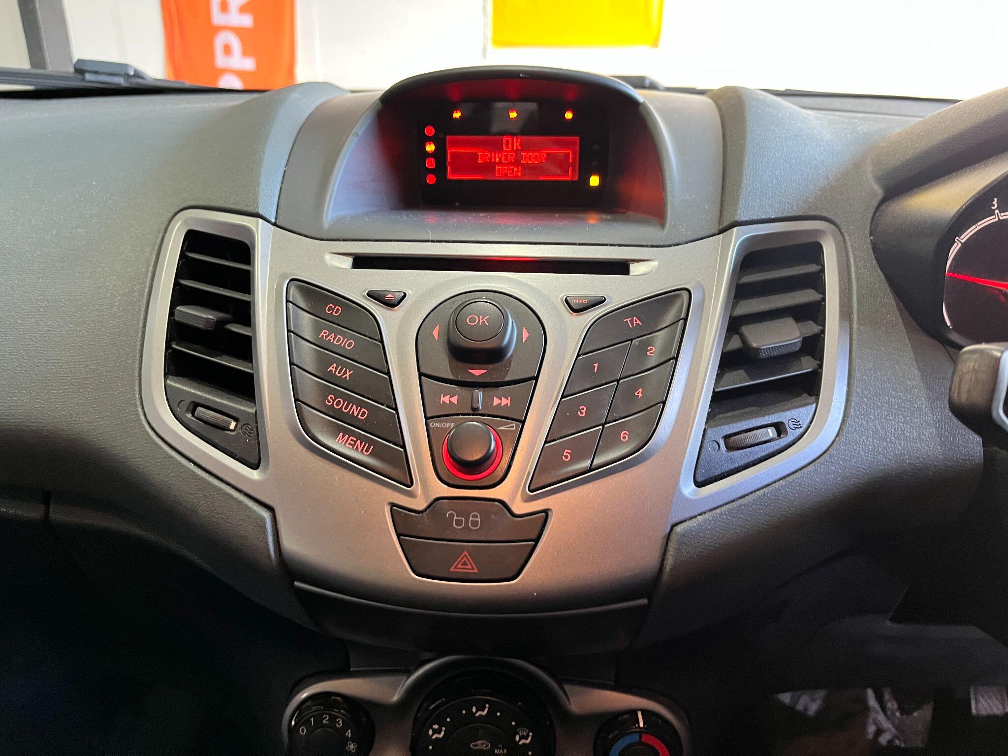 Ford Fiesta view 17