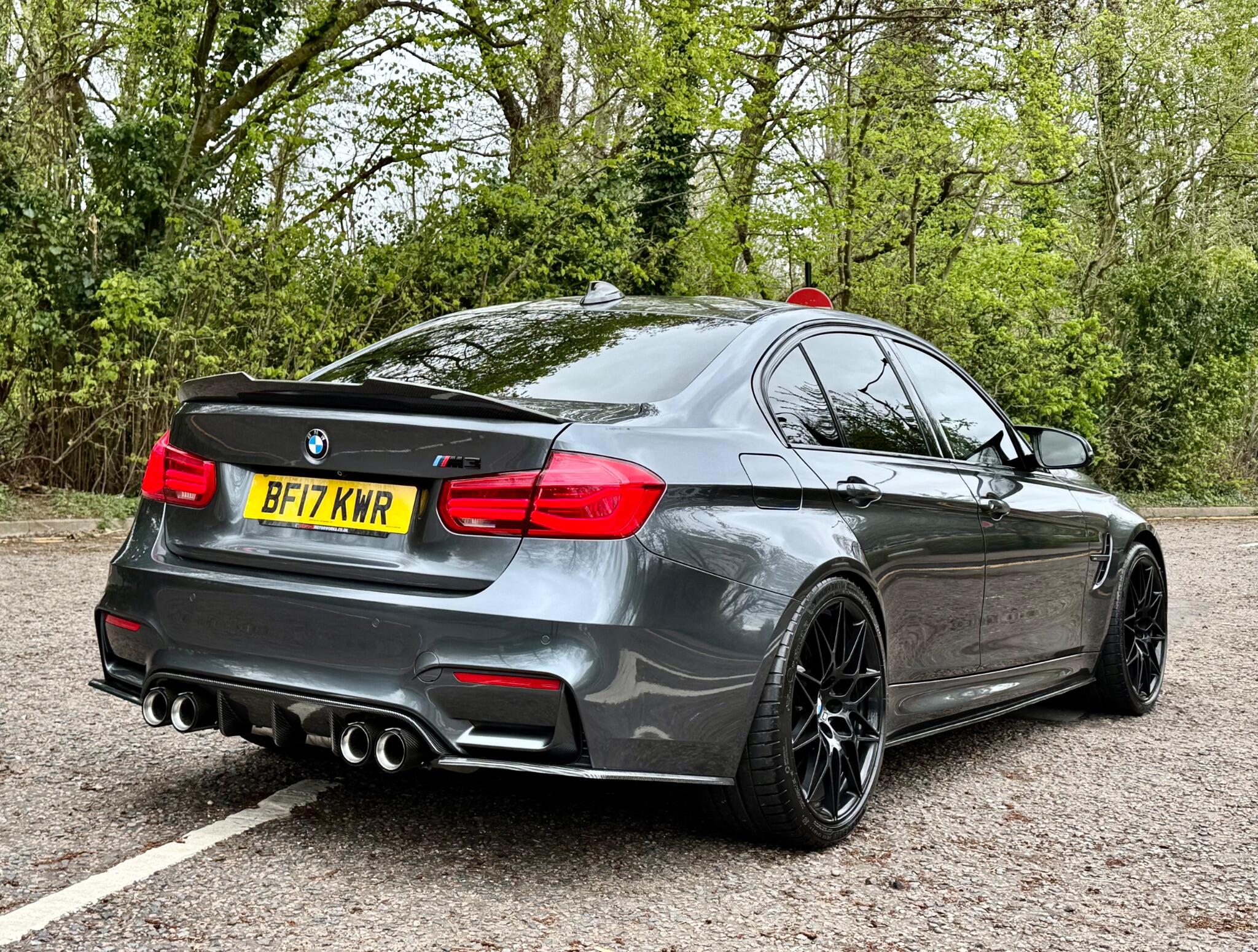 BMW M3 view 17
