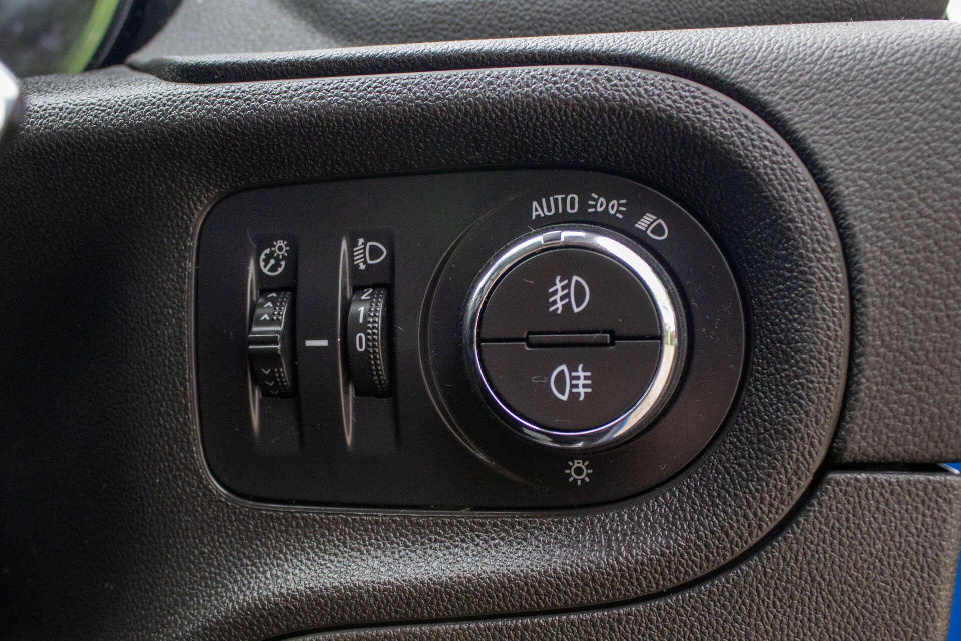 Vauxhall Grandland X view 23