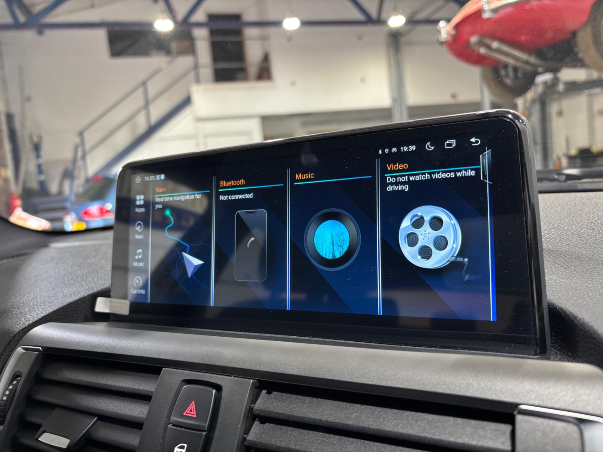 BMW 1 Series view 42