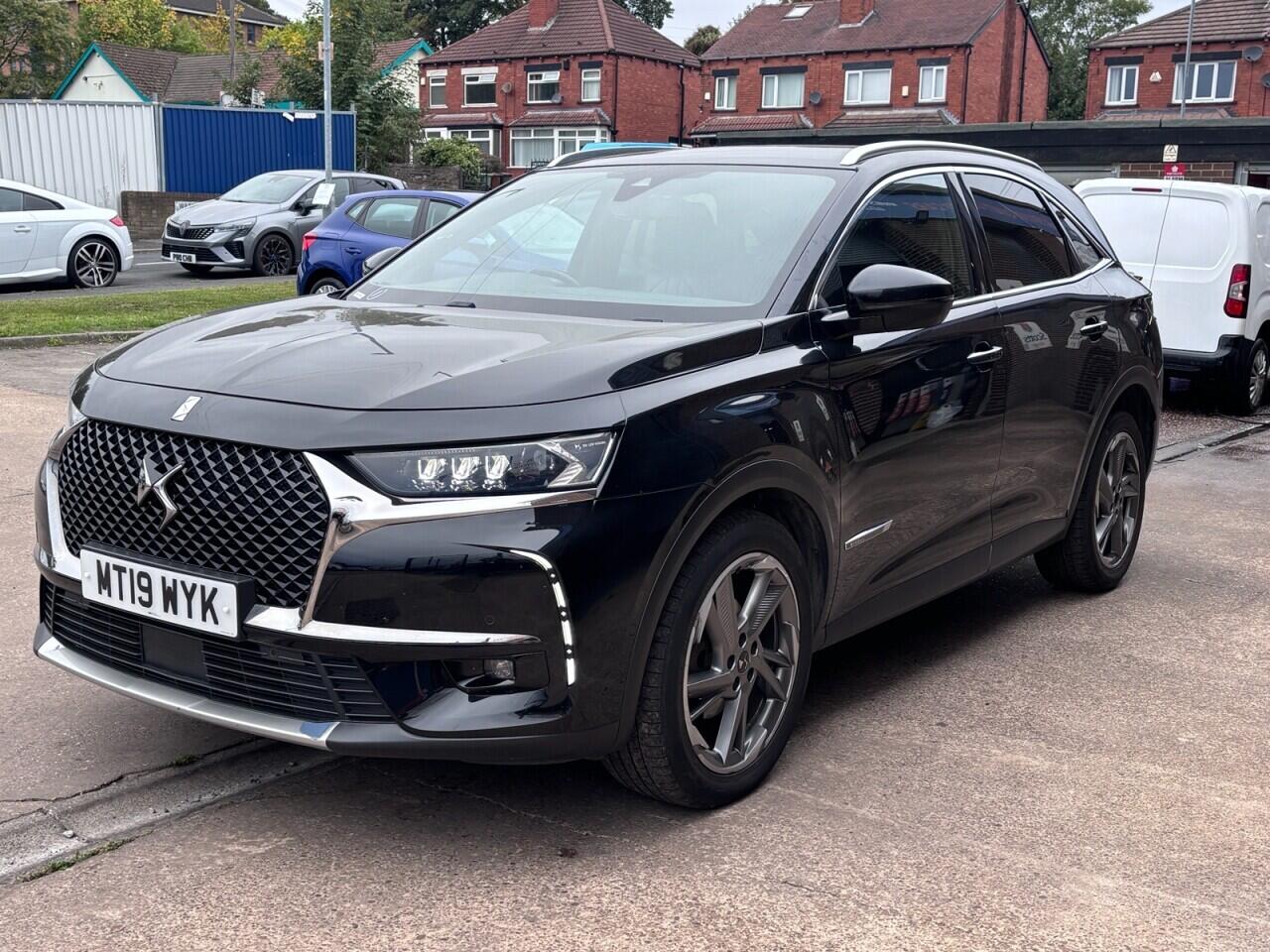 DS Automobiles DS 7 Crossback view 3