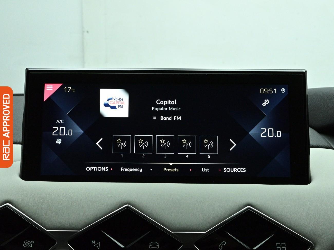 DS Automobiles DS 3 Crossback view 22