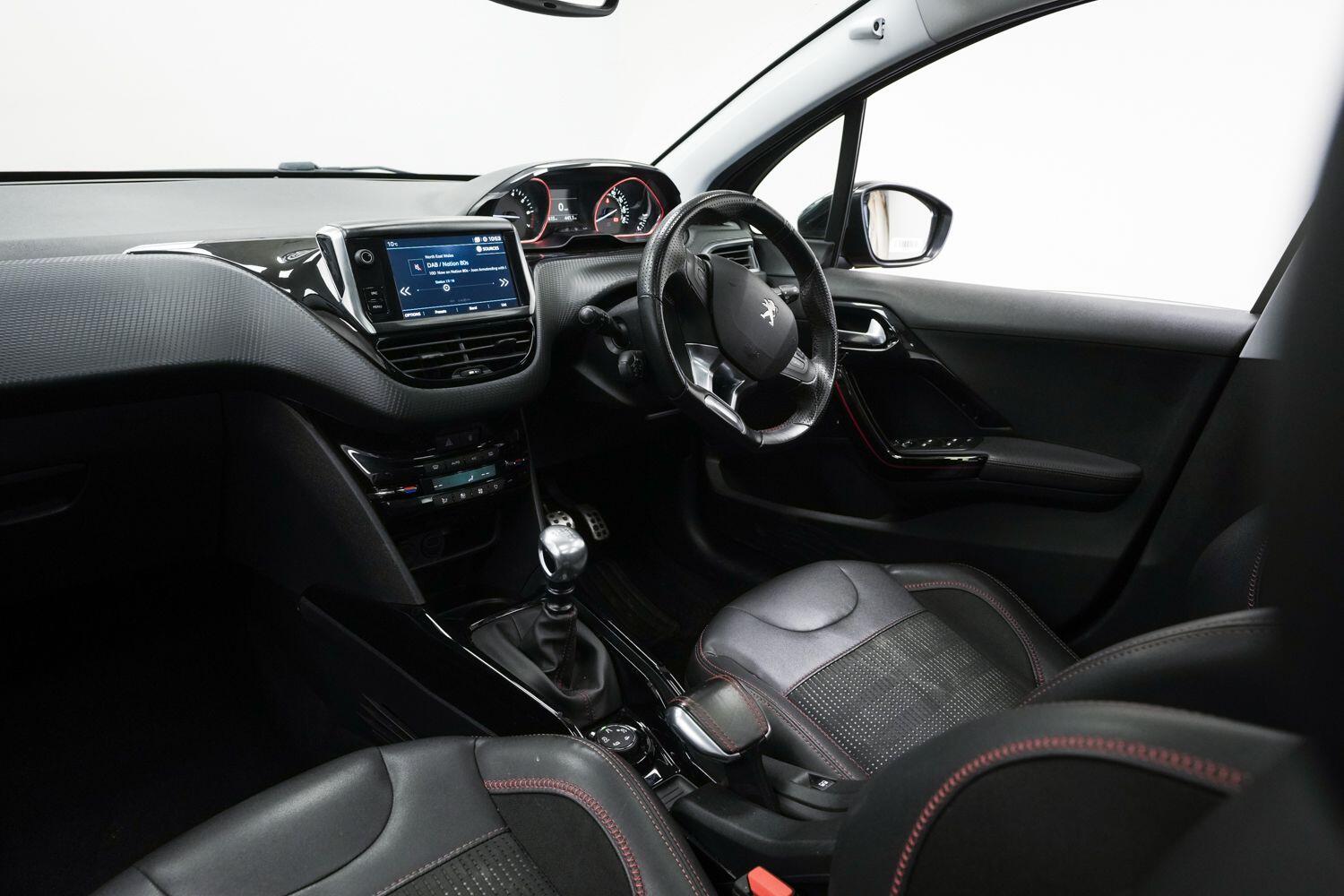 Peugeot 2008 view 24
