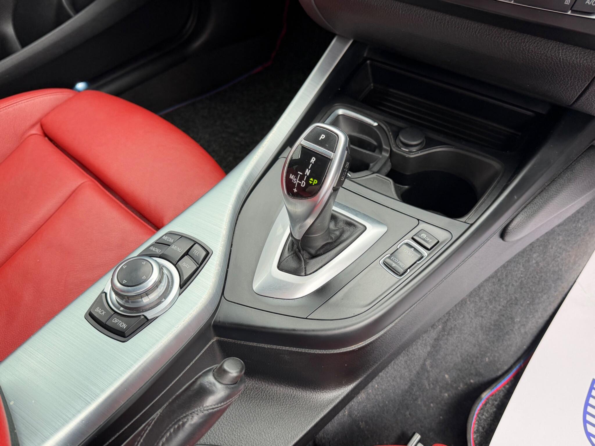 BMW 1 Series view 70