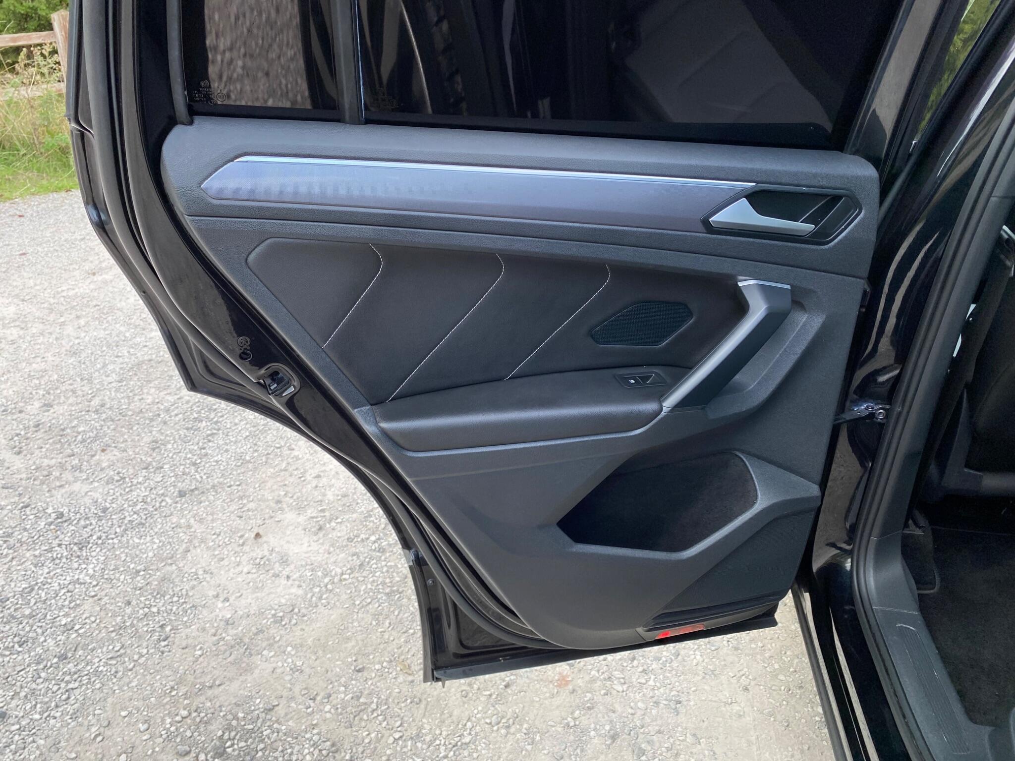 Volkswagen Tiguan view 32